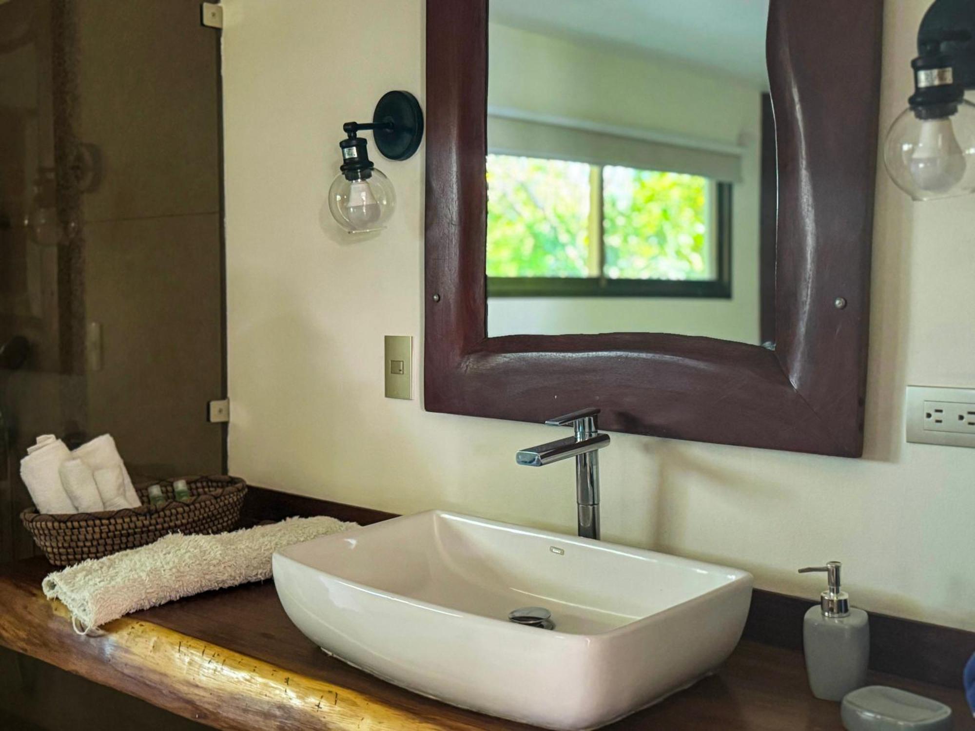 Cocobolo Beach Boutique Hotel San Juanillo Bagian luar foto