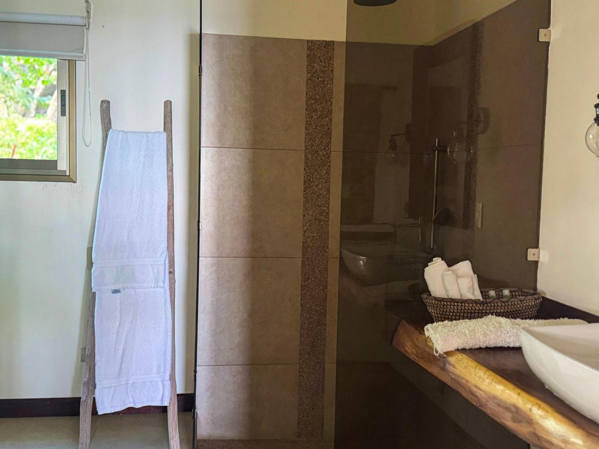 Cocobolo Beach Boutique Hotel San Juanillo Bagian luar foto